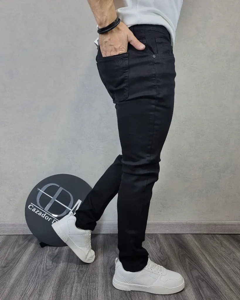 Jn55676-2.webp