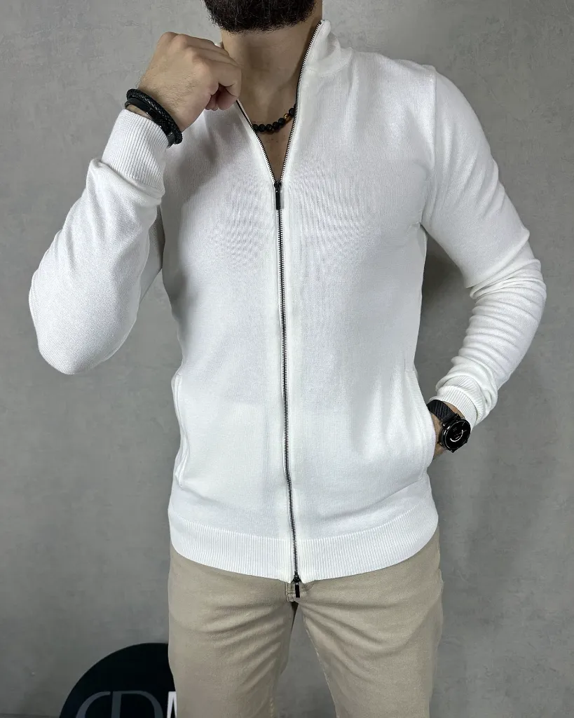 SU-8421.webp
