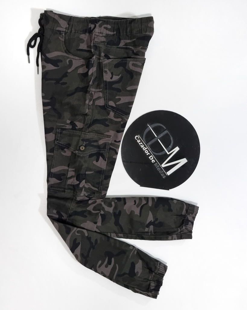 JOGGER CAMUFLAJEADO CALLE8 CB-077