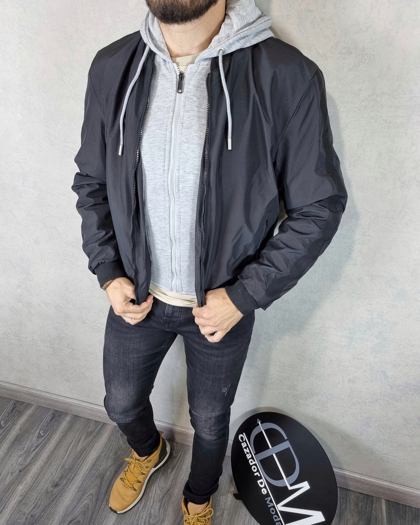 Chaqueta con capucha estivaneli cq20030