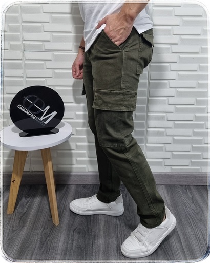 Pantalon cargo rock revolution  6781